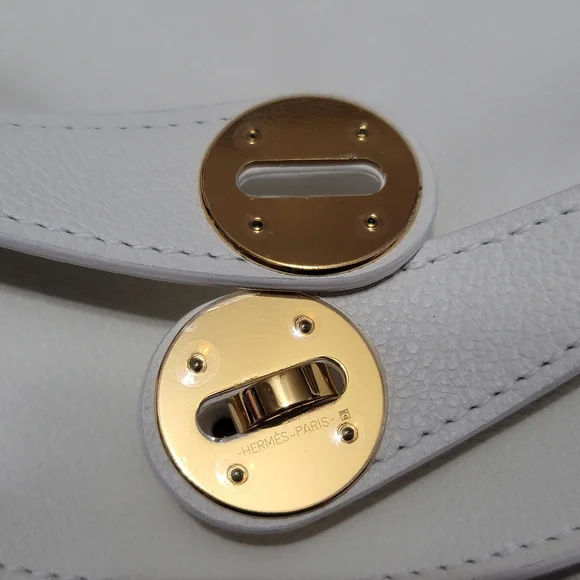 Brand new Hermès White Lindy 26 - Picture 10 of 16